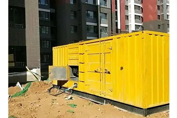 巴马发电机租赁中燃油压力过低会对发动机的哪些部件造成损坏？