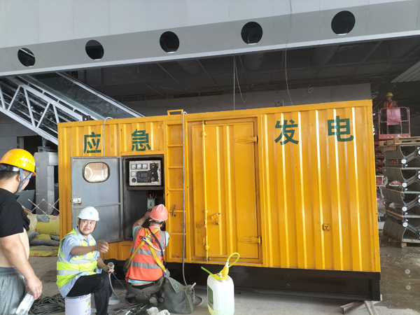 巴马怎样判断空气滤清器是否需要更换？