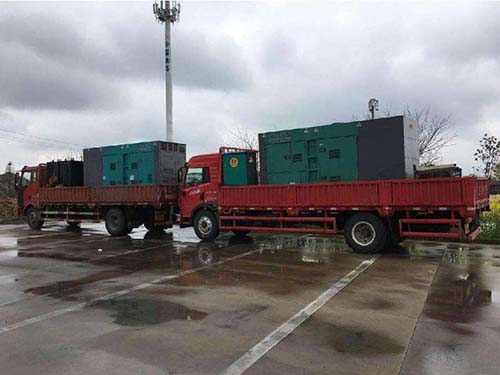 巴马涂抹密封胶后，需要等待多长时间才能安装水冷式机油散热器密封件？